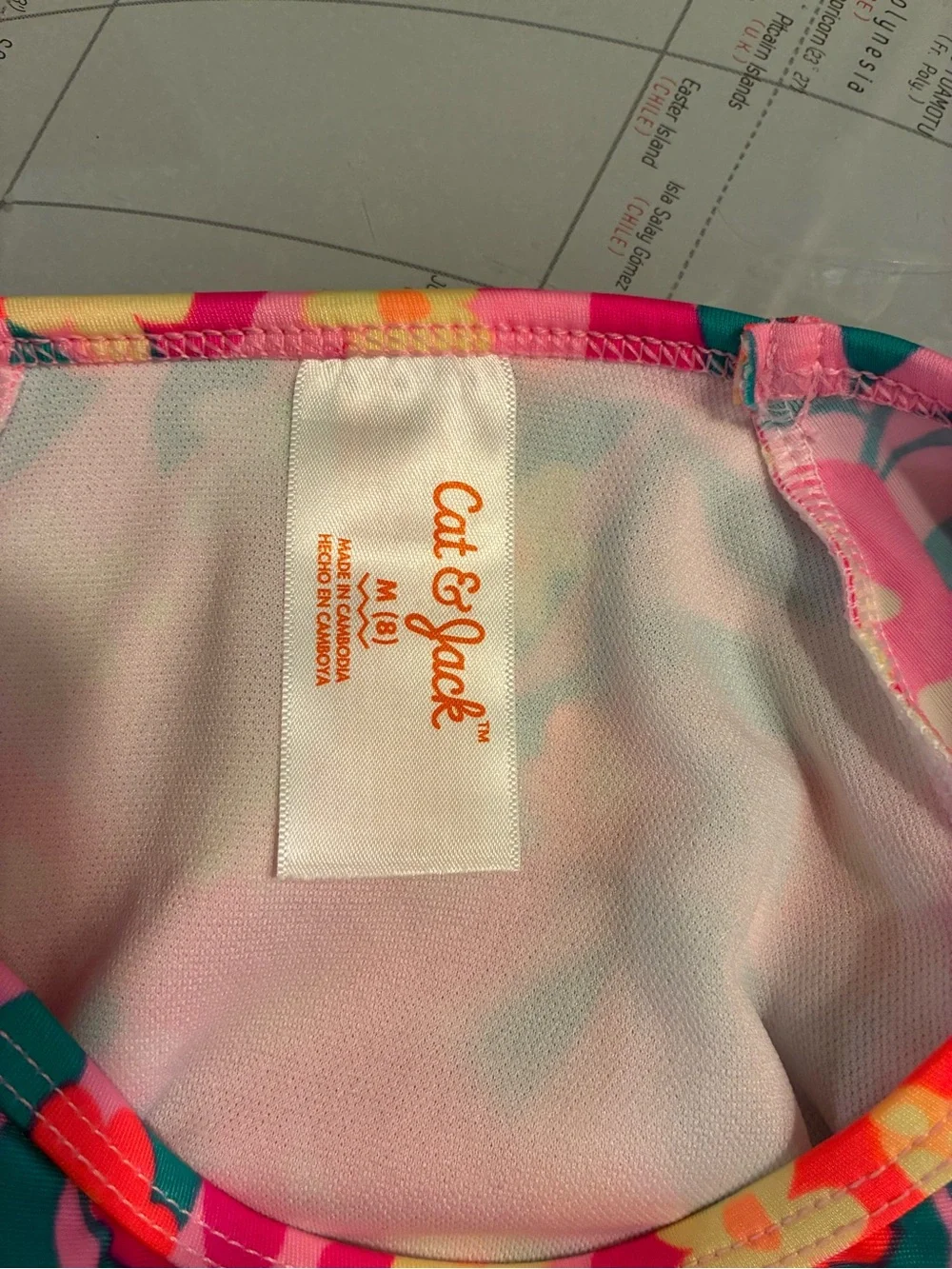 Cat and Jack Girls Pink Floral Long Sleeve Rashguard Swim Shirt Size M Medium 8